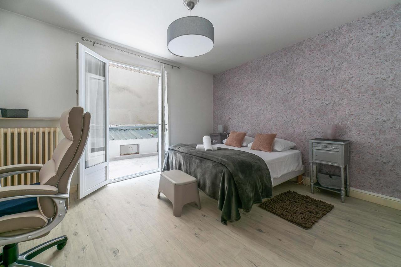 Le Dejoux - Appartement Avec Terrasse En Centre Ville Vichy Zewnętrze zdjęcie