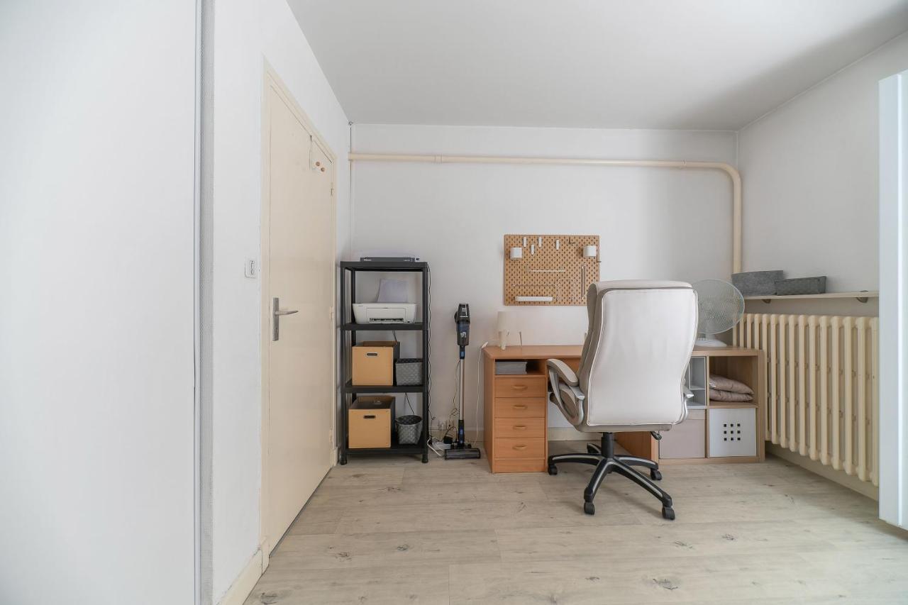 Le Dejoux - Appartement Avec Terrasse En Centre Ville Vichy Zewnętrze zdjęcie