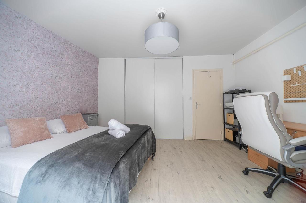 Le Dejoux - Appartement Avec Terrasse En Centre Ville Vichy Zewnętrze zdjęcie